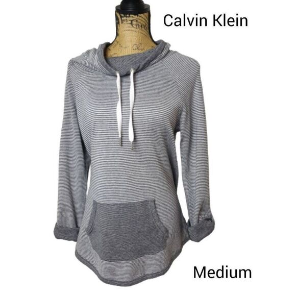 Women's Long Sleeve Top M Cowl neck Performance Pullover Sweater Medium - Picture 1 of 8